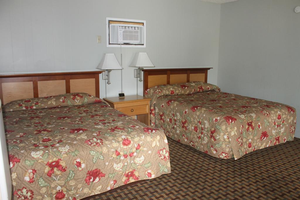 Coach N Four Motel Grass Valley Bagian luar foto