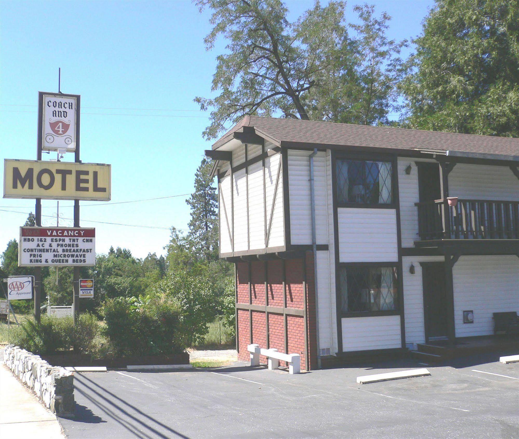 Coach N Four Motel Grass Valley Bagian luar foto